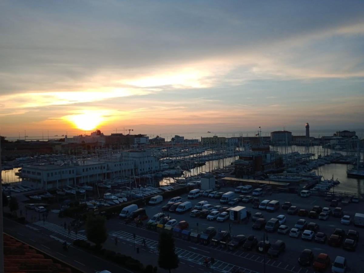 Mansarda Centrale Vista Mare Leilighet Trieste Eksteriør bilde